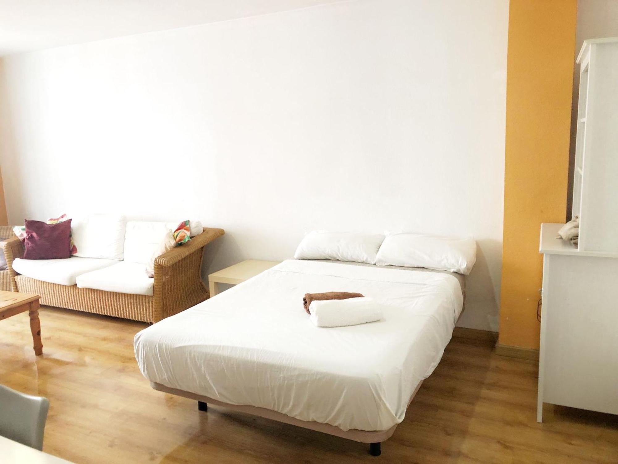 Central Market Guestrooms Alicante Dış mekan fotoğraf